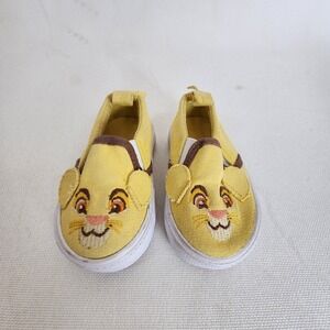 Disney Lion King Baby Shoes Sz 0-6 Embroidered Slip On